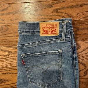 Levi’s High Rise Straight Jeans Size 29
